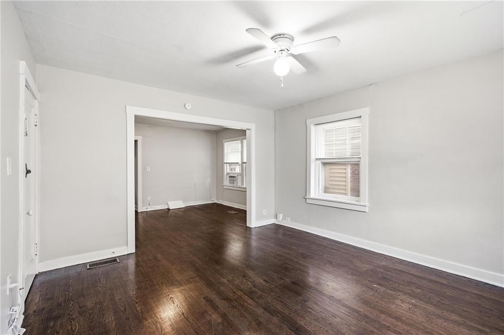 1109 W 40th Street — photo 9