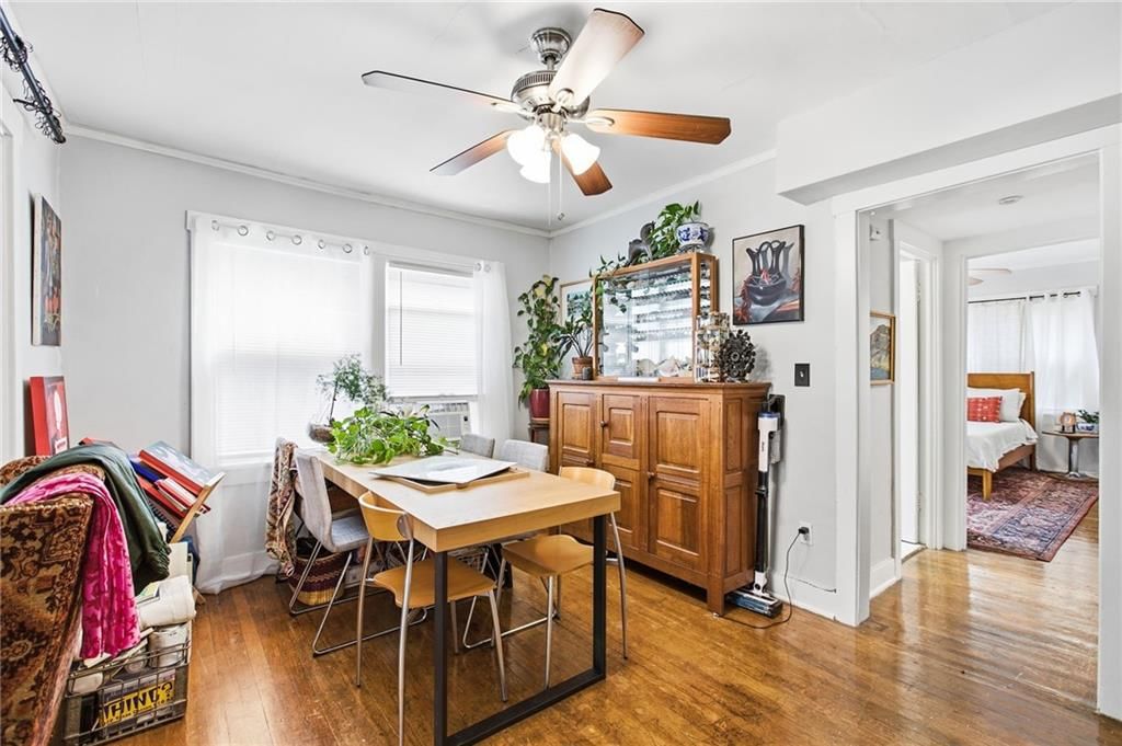 1109 W 40th Street — photo 26