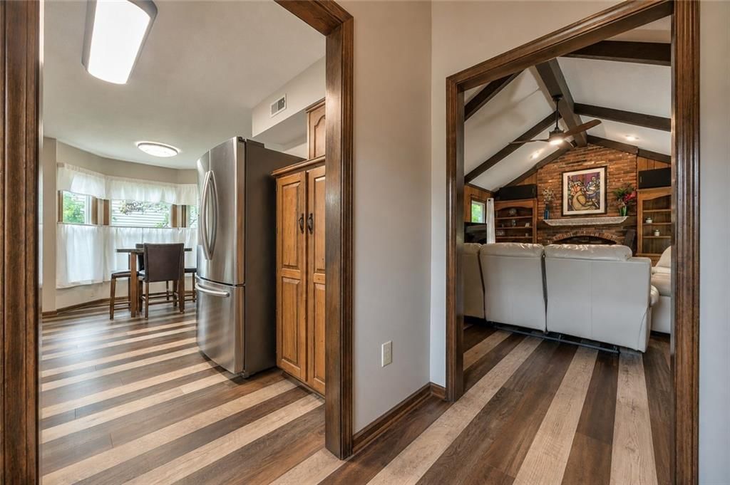 11917 W 49th Terrace — photo 3