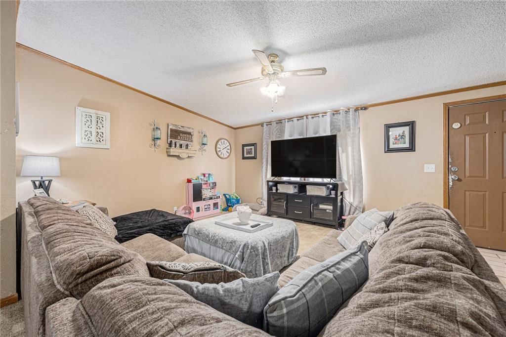 405 Falletti Street — photo 7