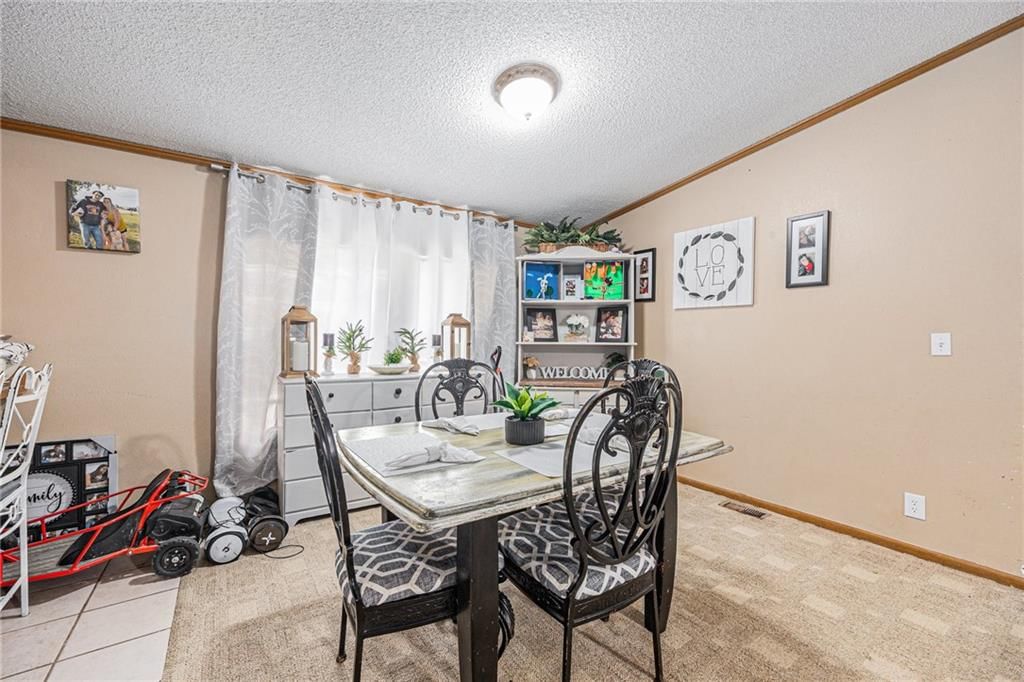 405 Falletti Street — photo 8