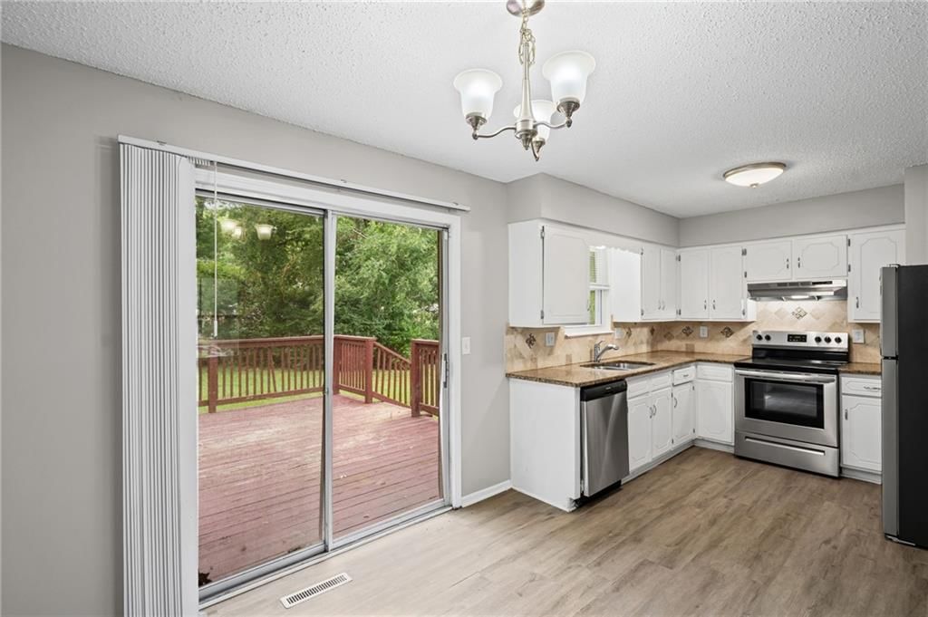 10330 Smalley Court — photo 10