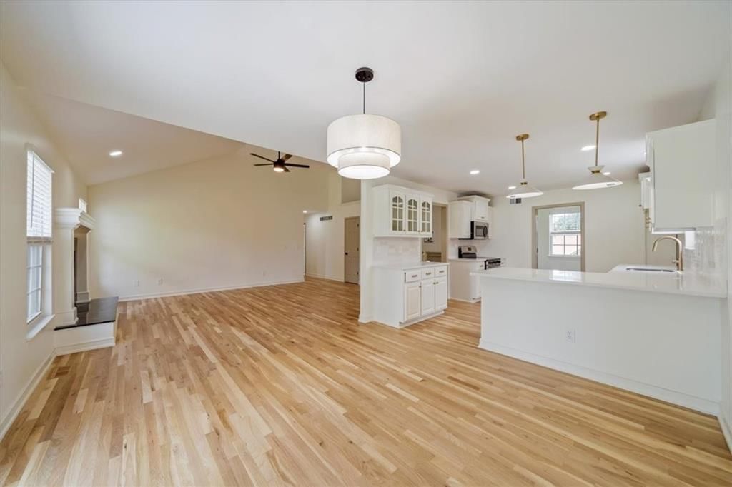 362 SW Chatham Place — photo 7