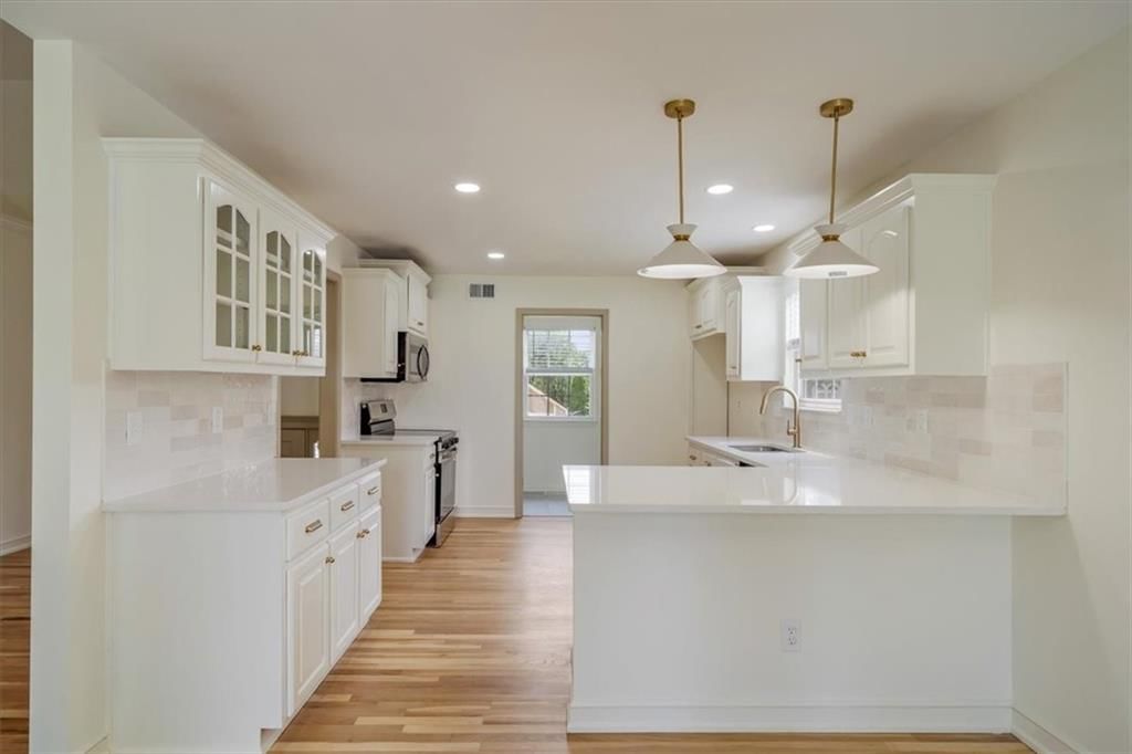 362 SW Chatham Place — photo 8