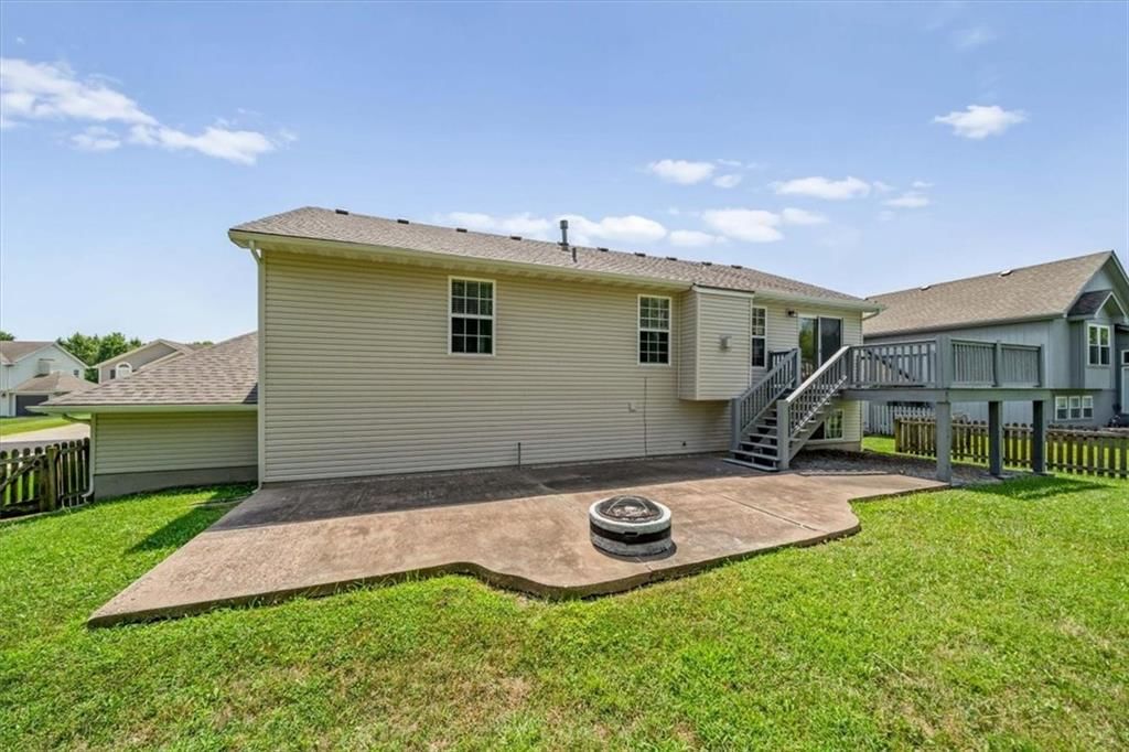 362 SW Chatham Place — photo 33