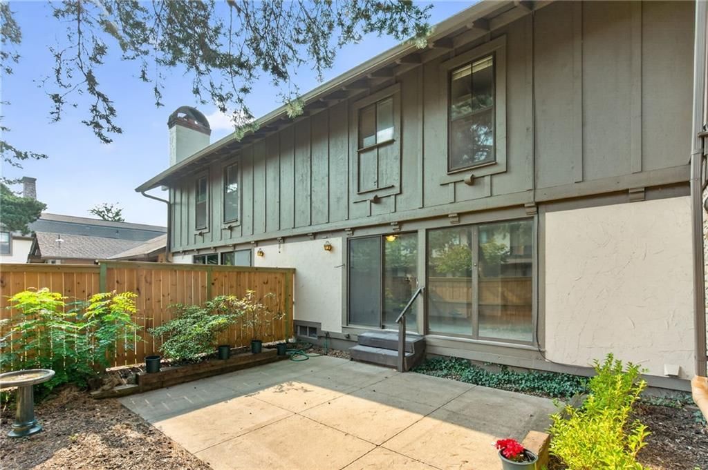 10215 Conser Street — photo 21