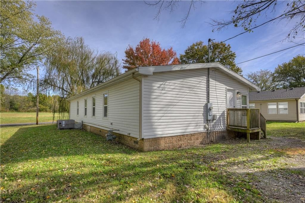 705 N Cayuga Street — photo 32