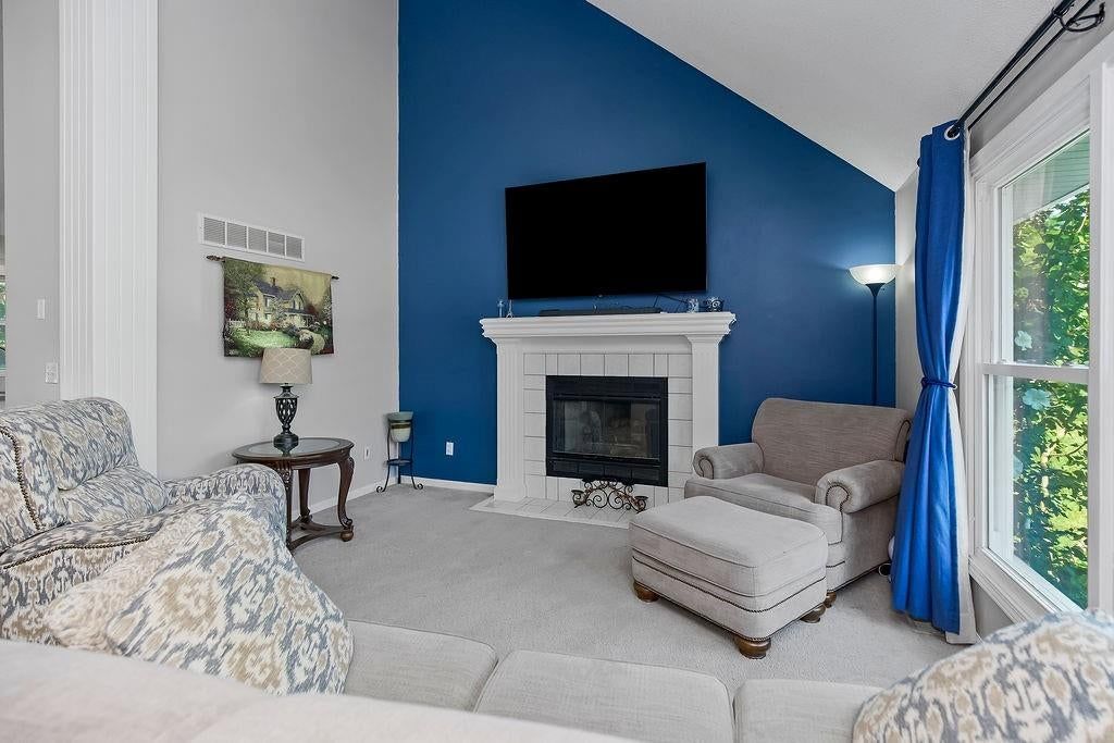 7328 N Corrington Avenue — photo 4