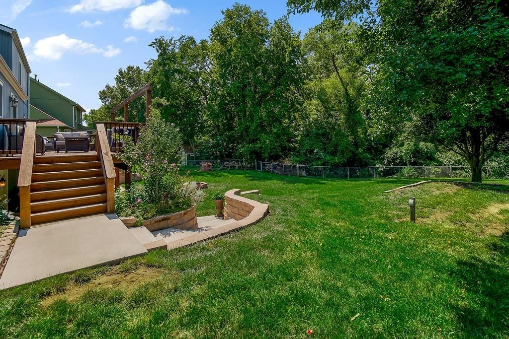 7328 N Corrington Avenue — photo 27