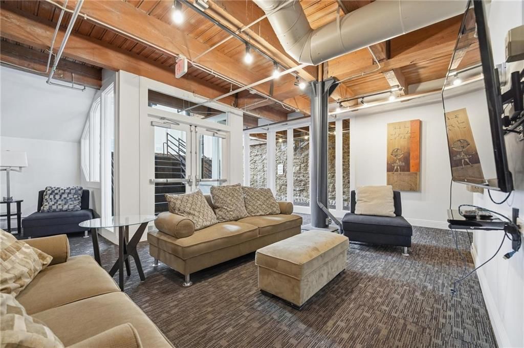 706 Broadway Boulevard — photo 23