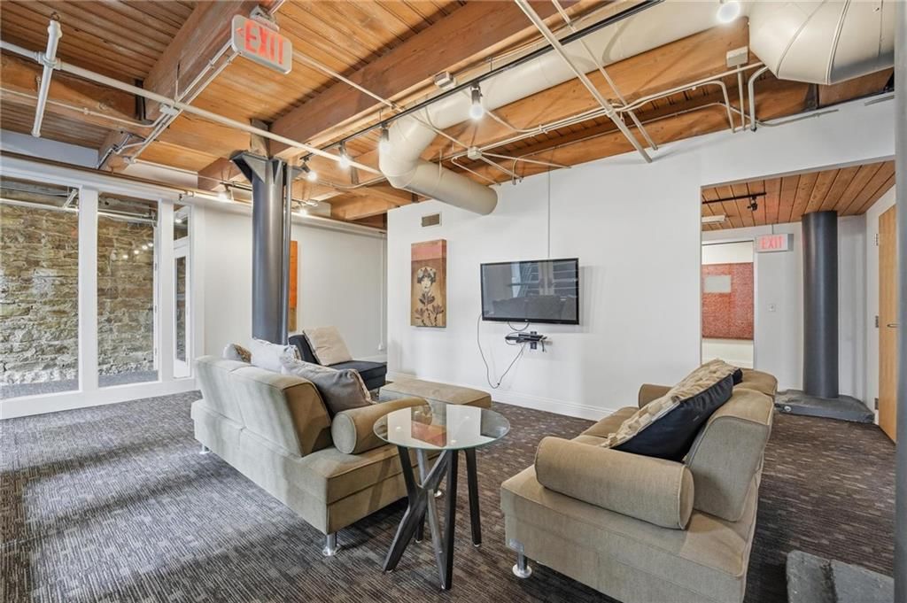 706 Broadway Boulevard — photo 26
