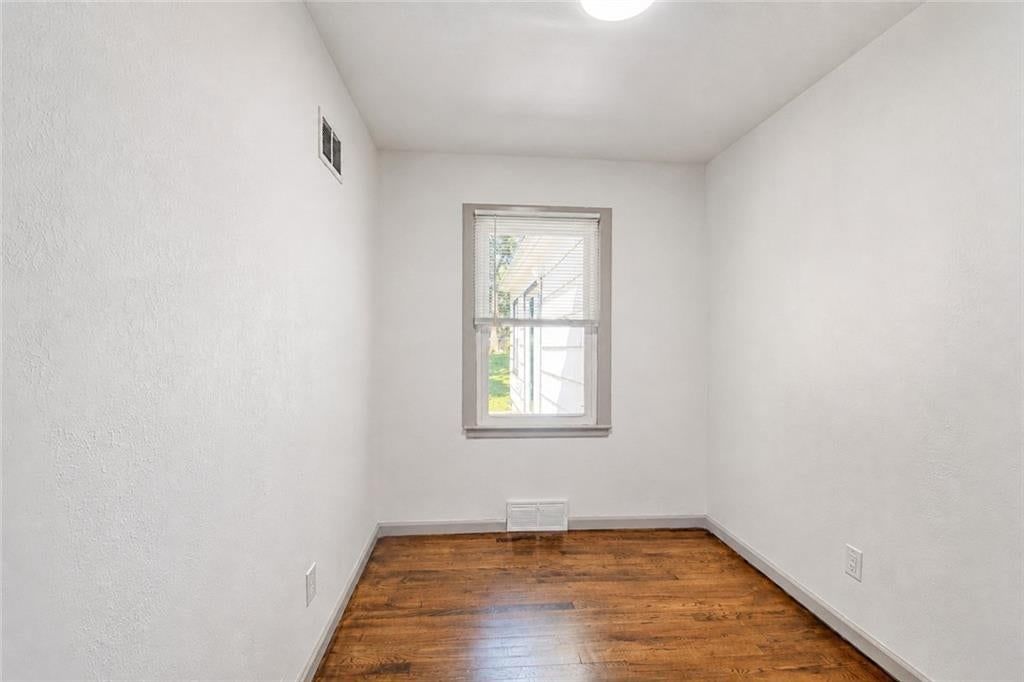5306 N Garfield Avenue — photo 7