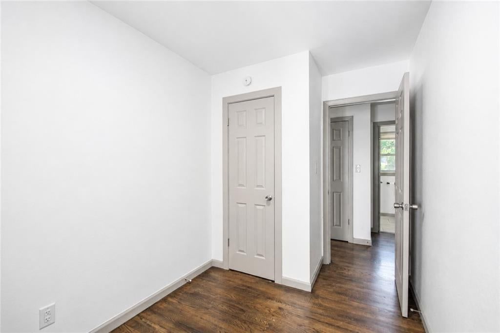 5306 N Garfield Avenue — photo 8