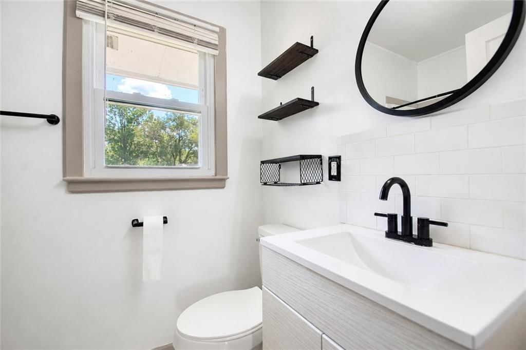 5306 N Garfield Avenue — photo 12