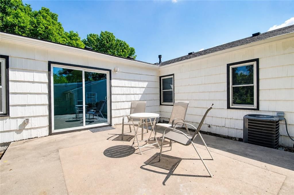 5306 N Garfield Avenue — photo 18