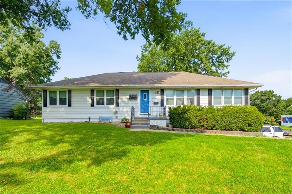 13000 E Byars Road, Grandview, MO