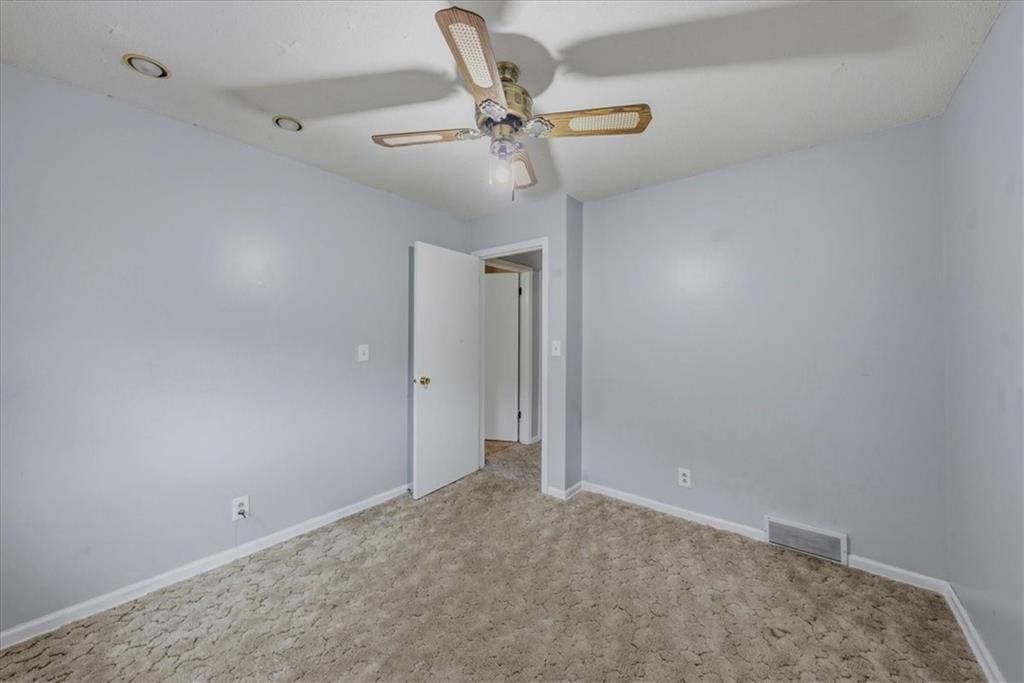 13000 E Byars Road — photo 21
