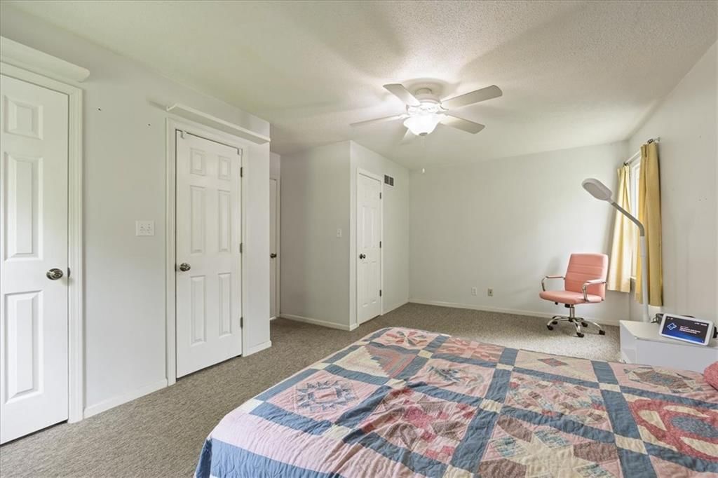 6322 Lowell Avenue — photo 12
