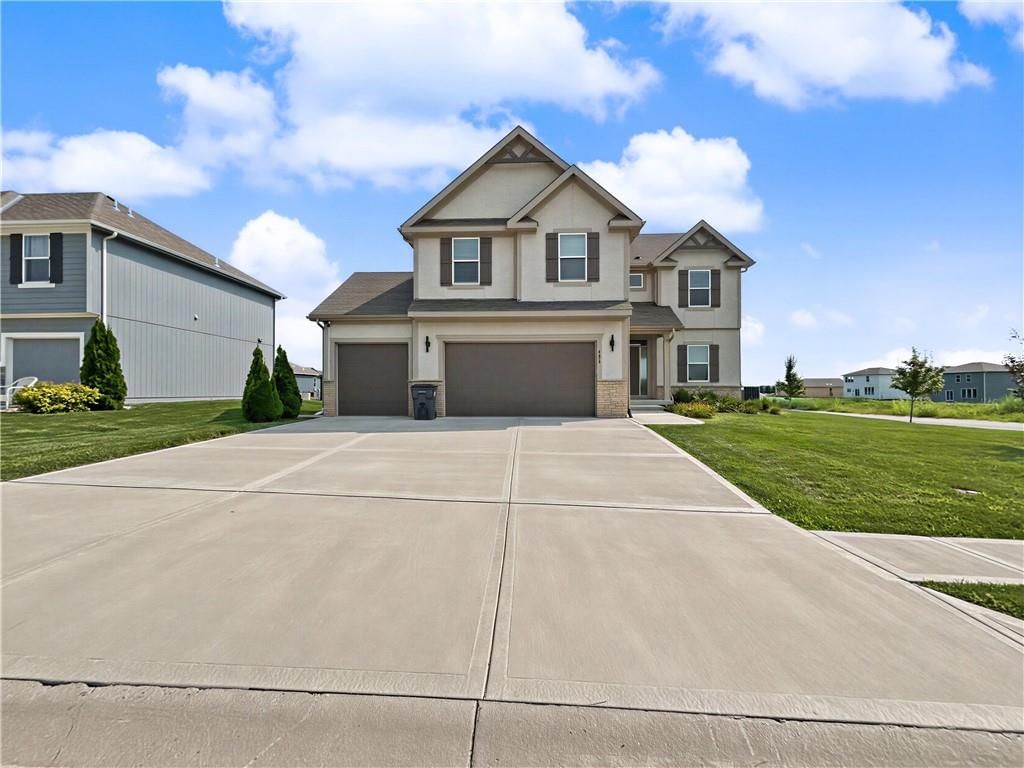 416 SW Nelson Drive — photo 1