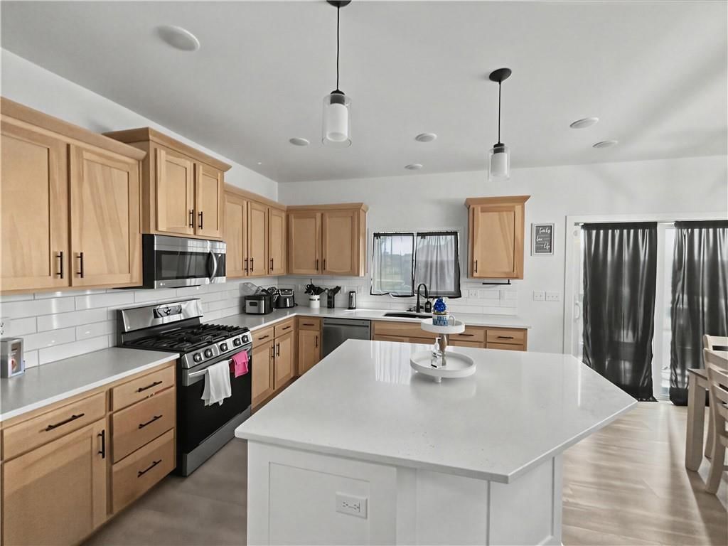 416 SW Nelson Drive — photo 7