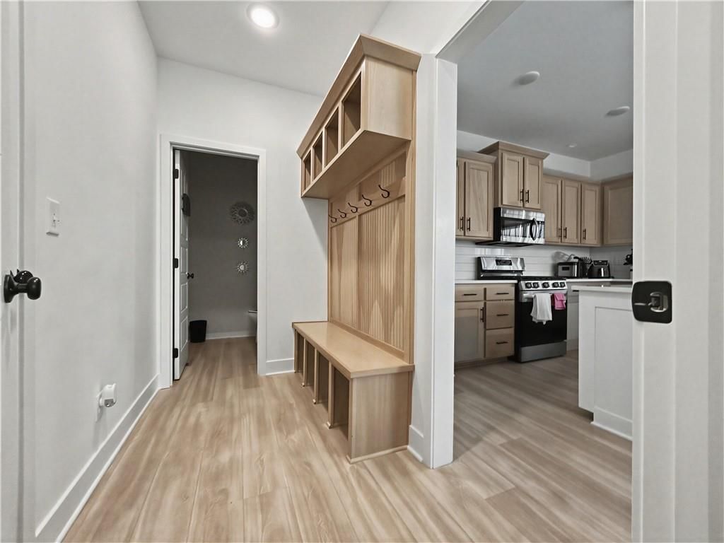 416 SW Nelson Drive — photo 9