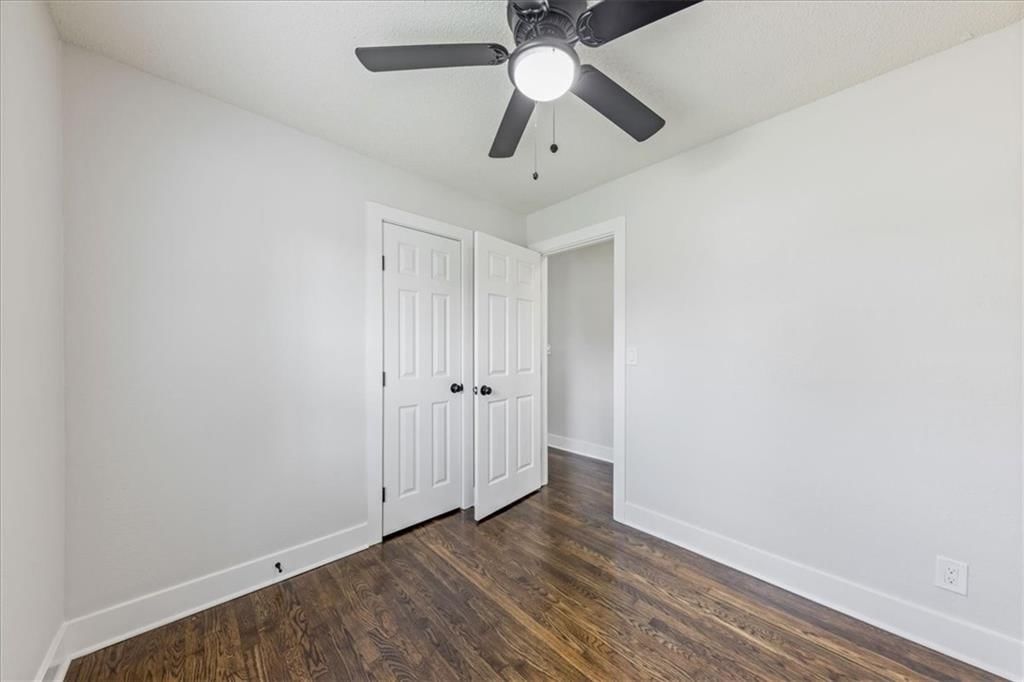 4213 Hardesty Avenue — photo 11