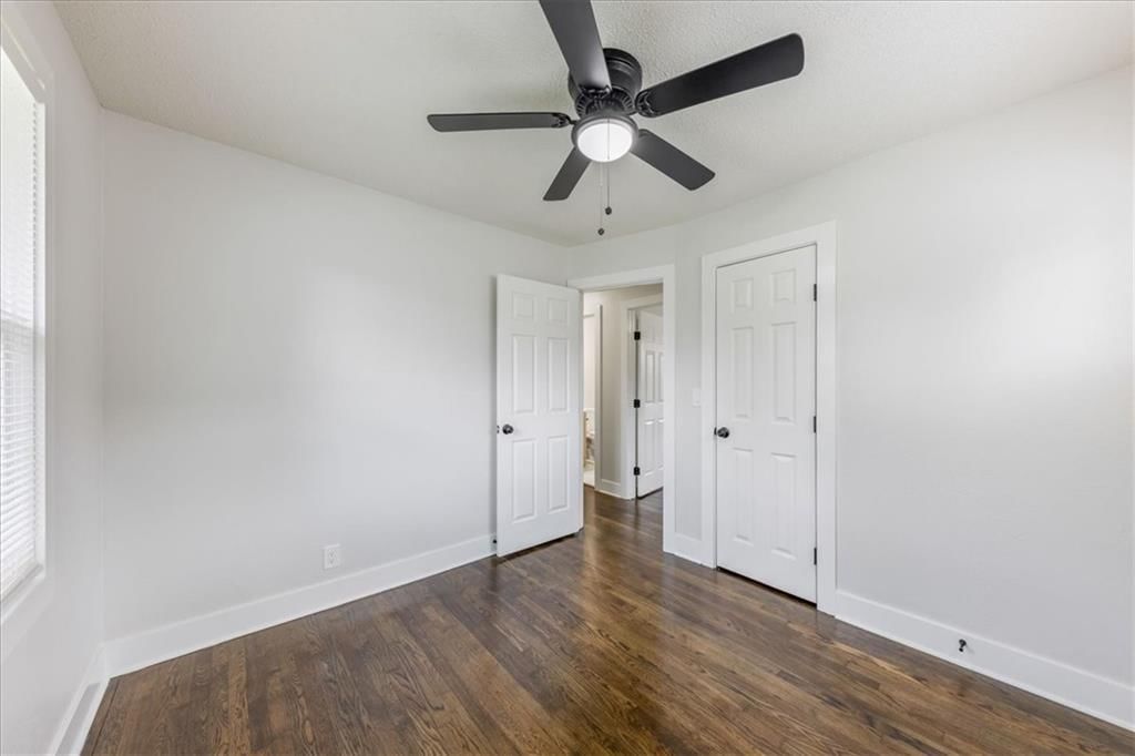 4213 Hardesty Avenue — photo 14