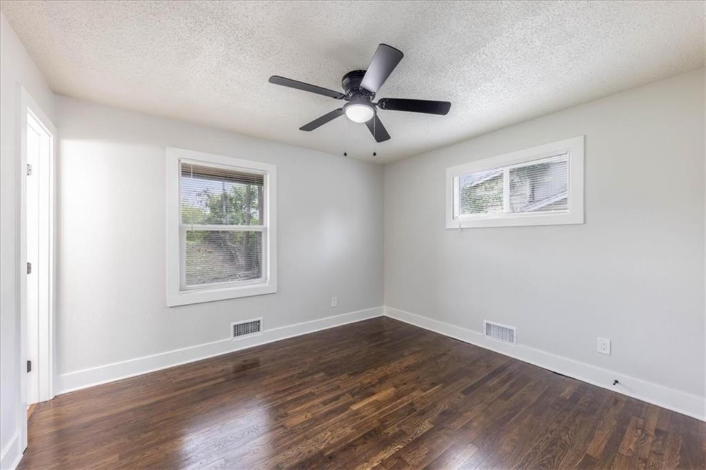 4213 Hardesty Avenue — photo 15