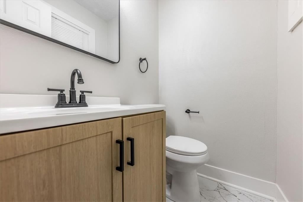 4213 Hardesty Avenue — photo 18