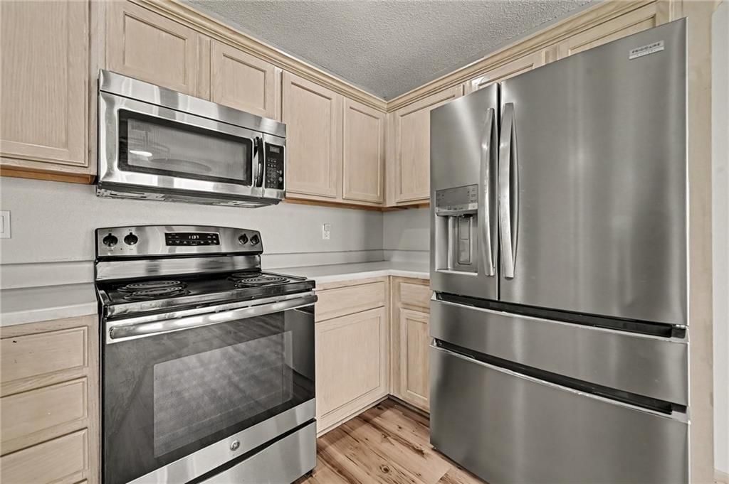4416 NE 83rd Terrace — photo 9