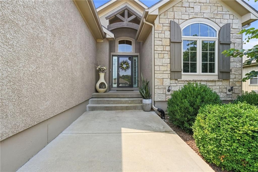 947 Birsay Court — photo 4