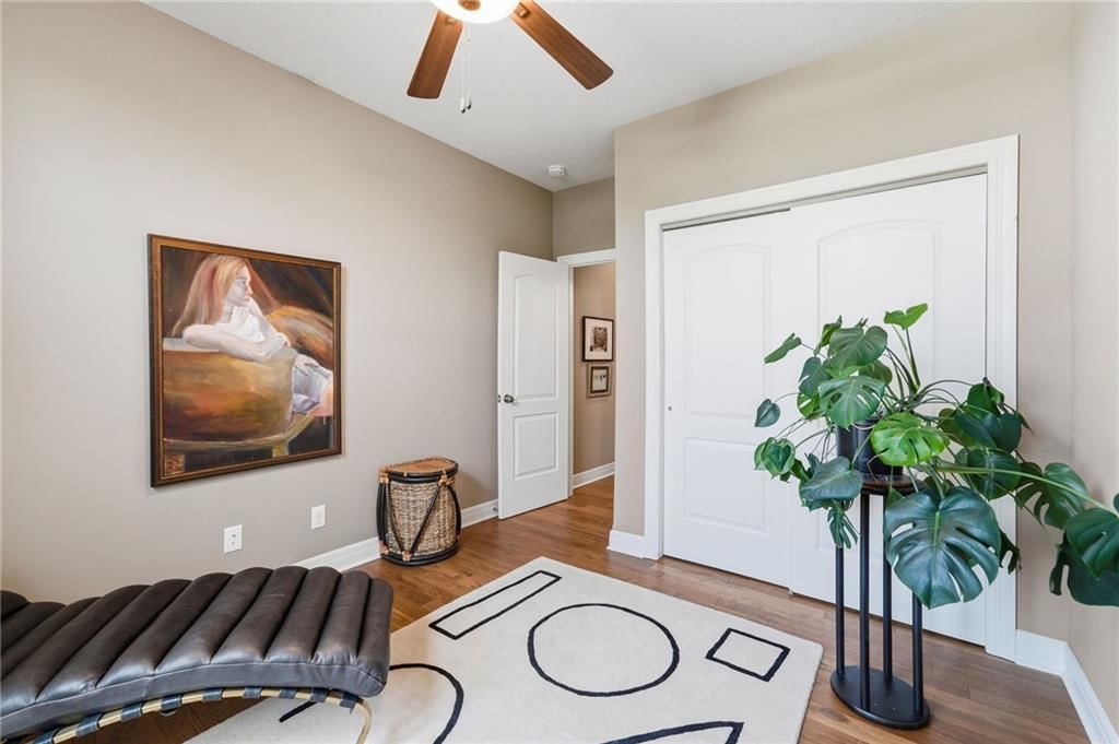 947 Birsay Court — photo 32