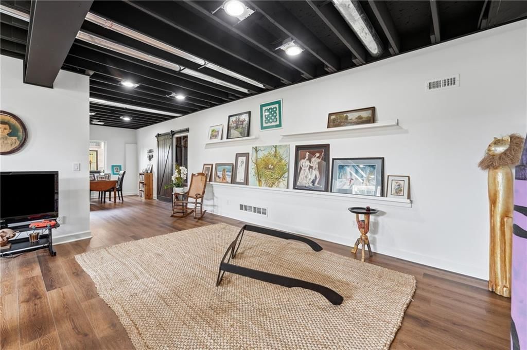 947 Birsay Court — photo 40
