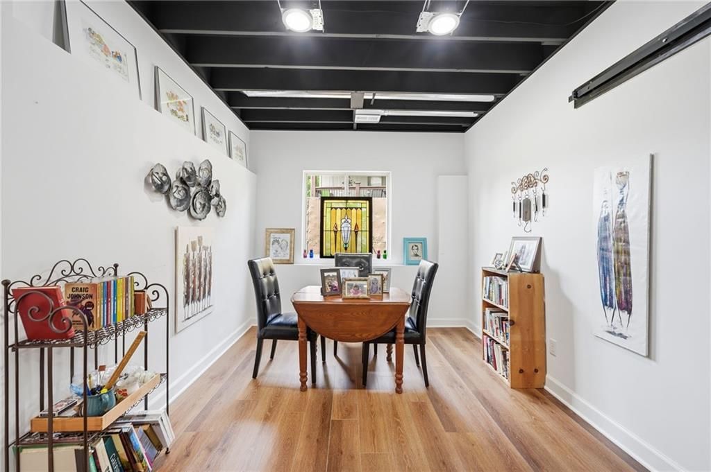 947 Birsay Court — photo 47