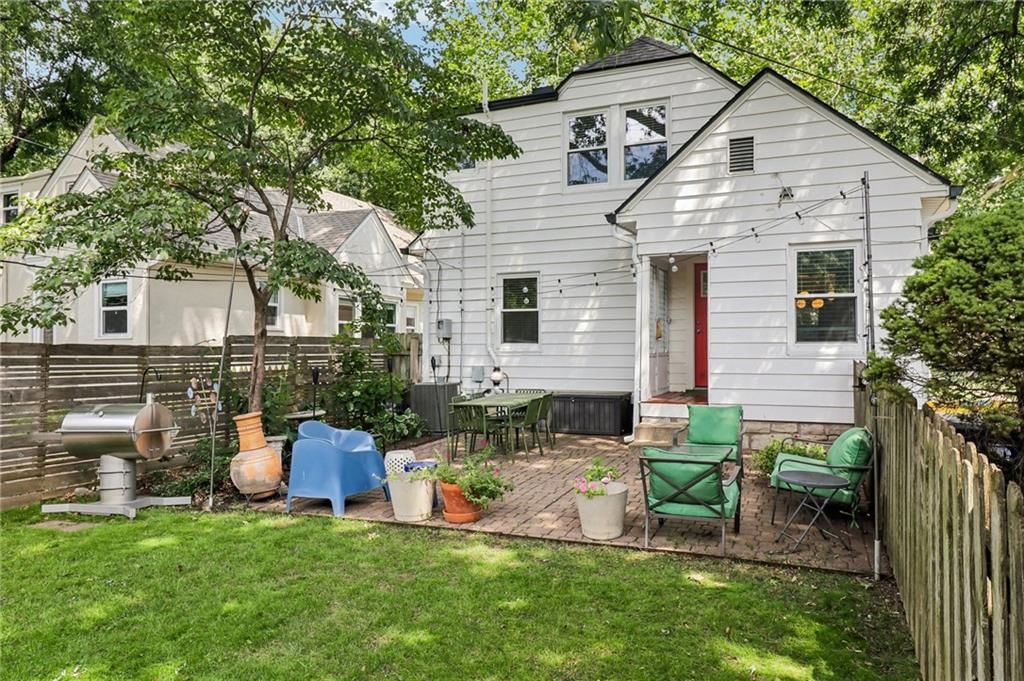 7524 Grand Avenue — photo 33