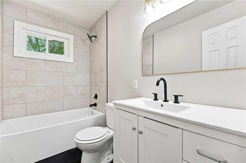 8812 W 72nd Street — photo 14