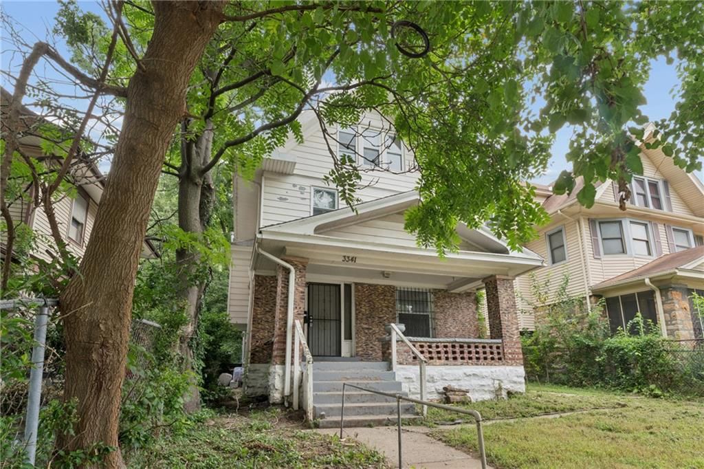 3341 AGNES Avenue — photo 2