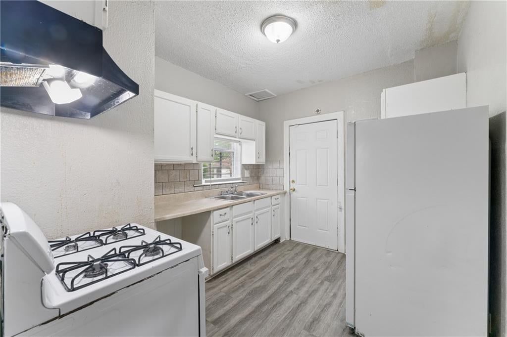 3341 AGNES Avenue — photo 18