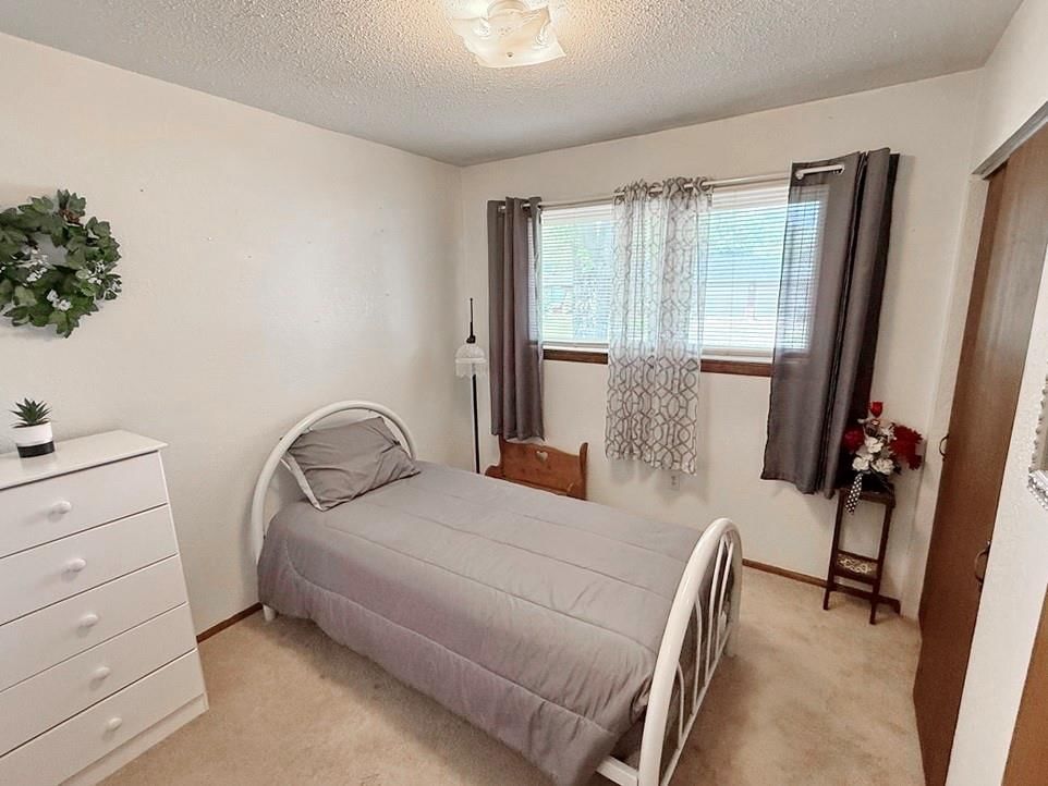 417 S Belisle Street — photo 10
