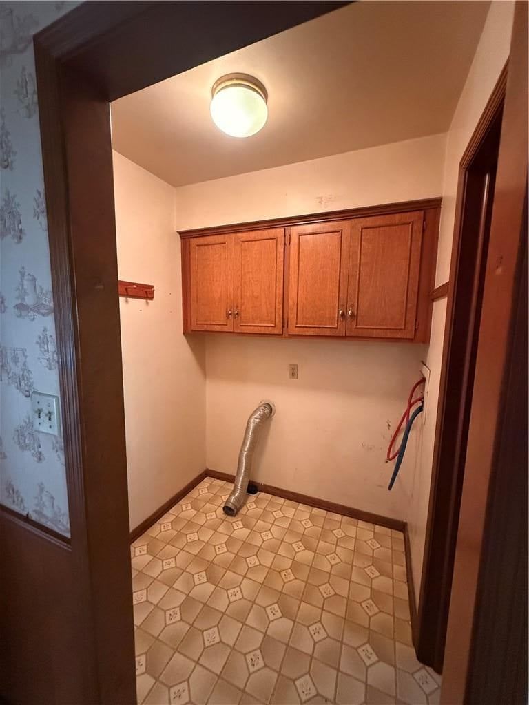9633 Hardy Street — photo 11