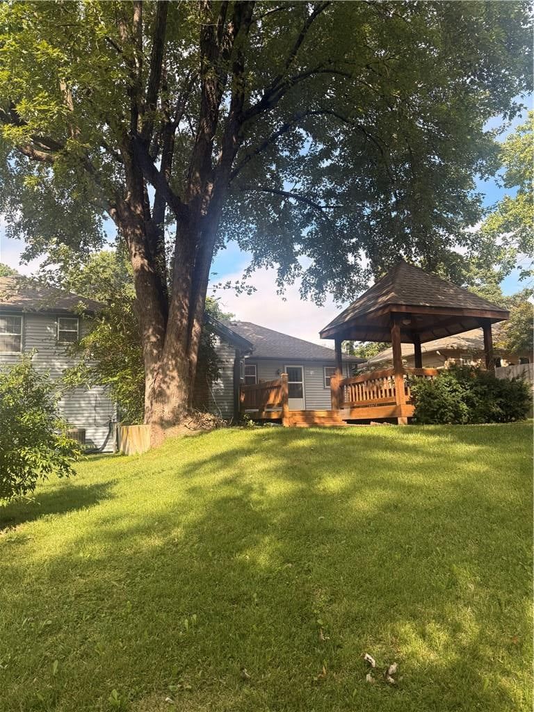 9633 Hardy Street — photo 32