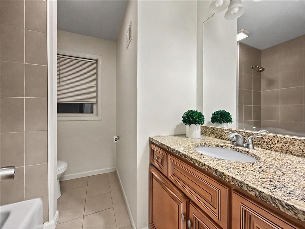 10704 Fremont Avenue — photo 12