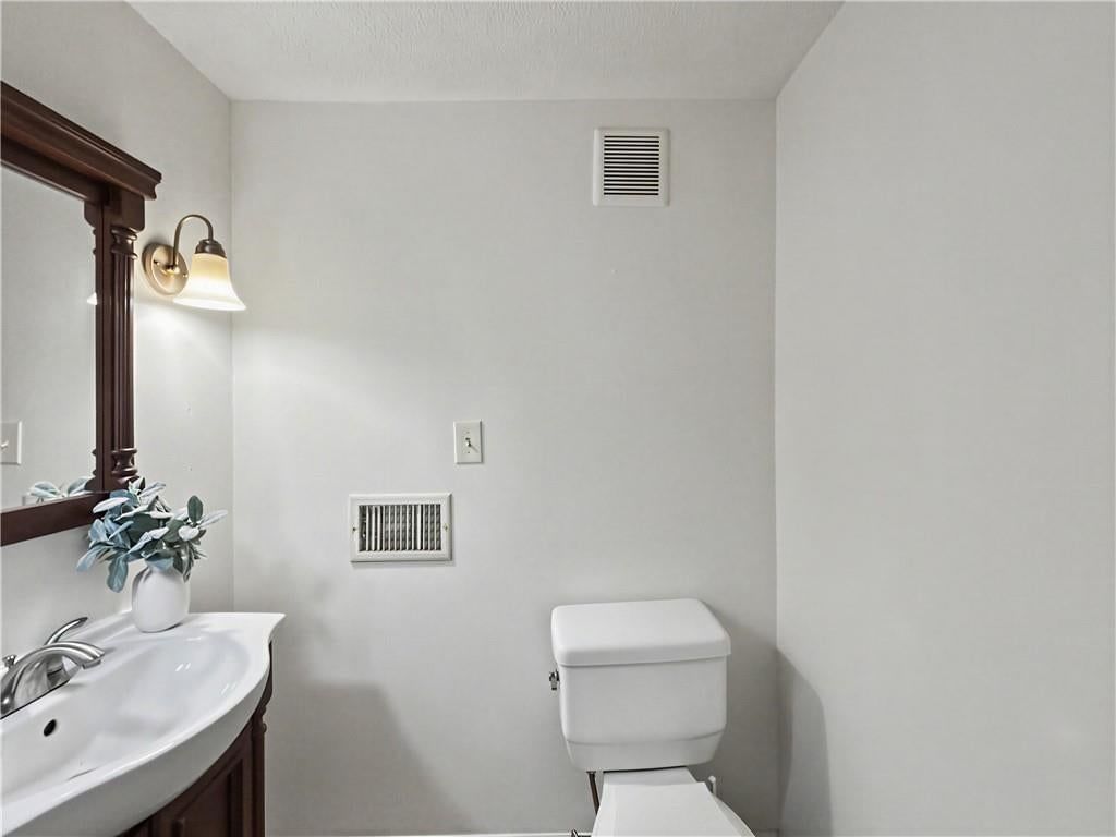 10704 Fremont Avenue — photo 18