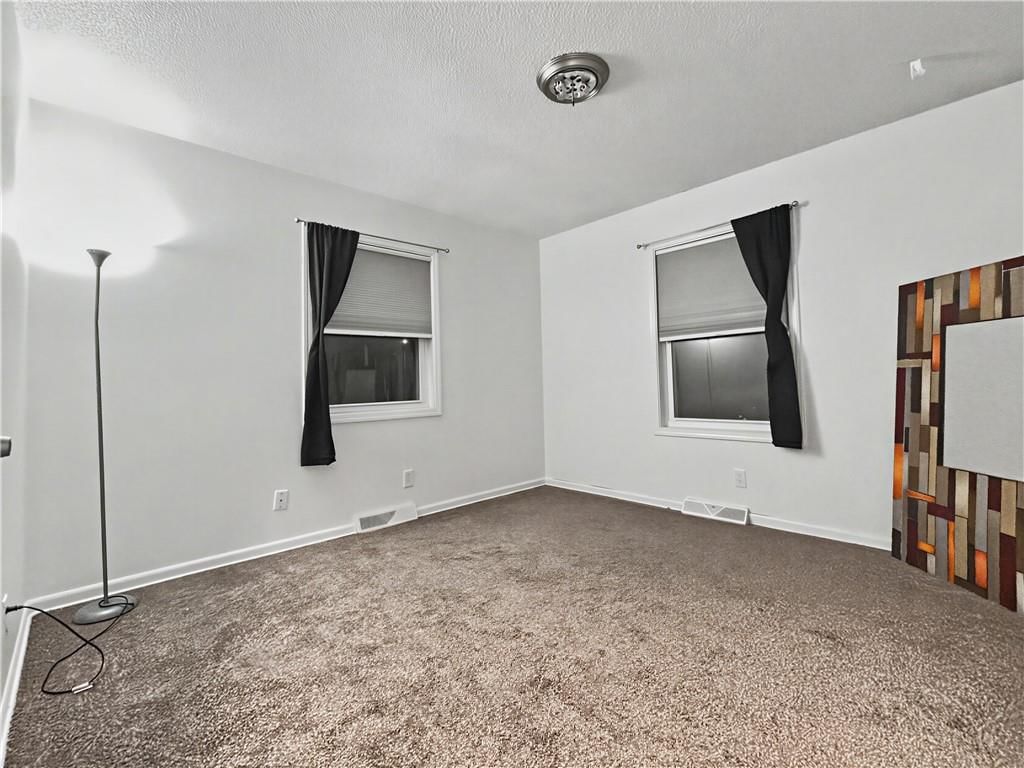 10704 Fremont Avenue — photo 20