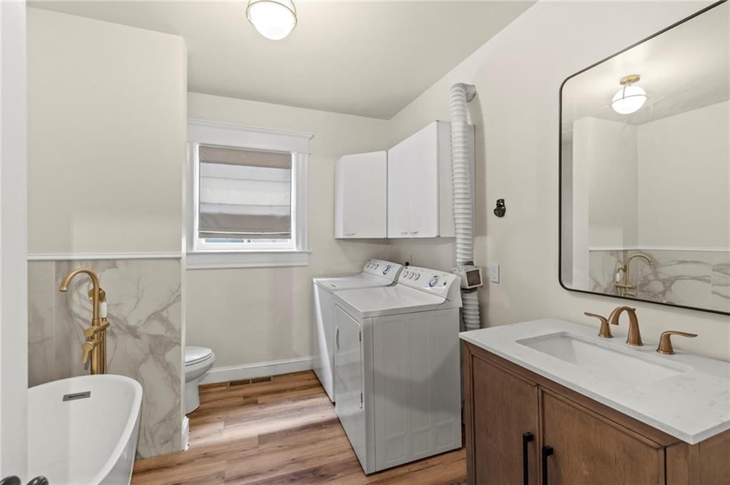 3027 Charlotte Street — photo 4
