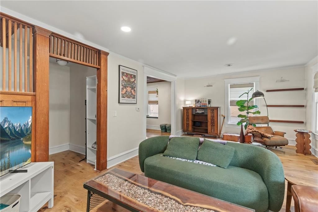 3027 Charlotte Street — photo 6