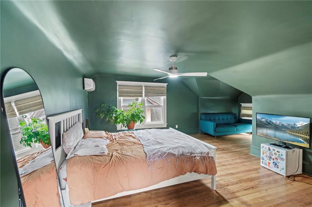 3027 Charlotte Street — photo 13