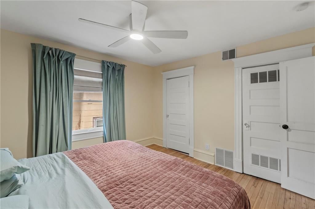 3027 Charlotte Street — photo 17