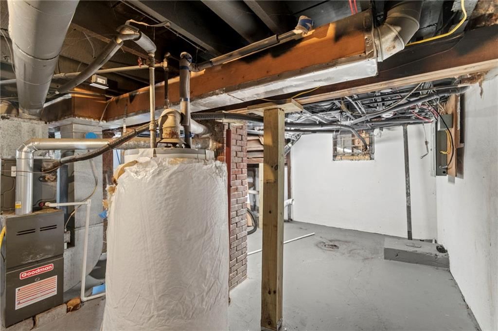 3027 Charlotte Street — photo 23