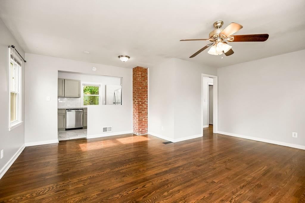 319 E 82nd Street — photo 5